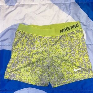 Nike Yellow and Gray Athletic Shorts with Dynamic Design size L